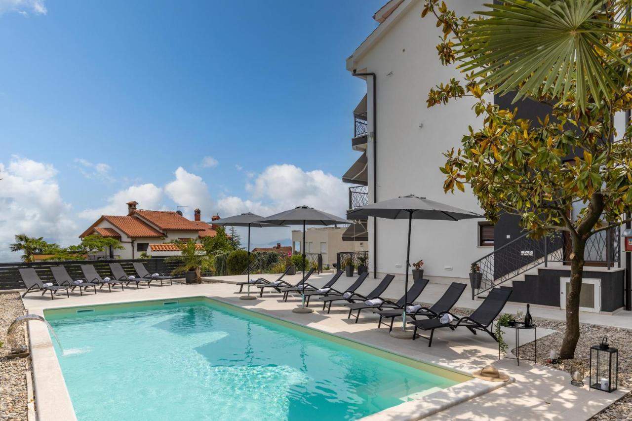 Adriatic, Enio With Swimming Pool, Panoramic Sew View, Free Parking Apartment *