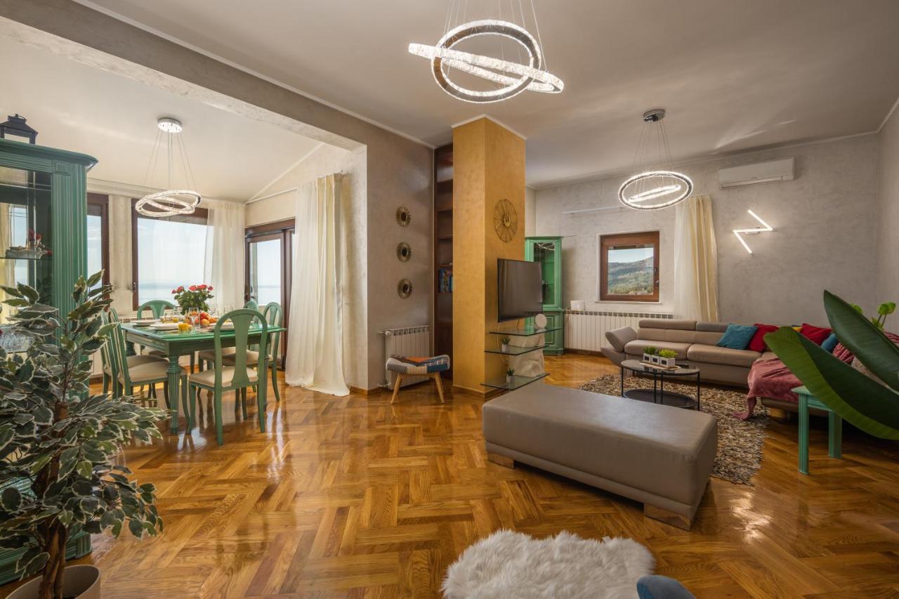 Adriatic, Enio With Swimming Pool, Panoramic Sew View, Free Parking Apartment