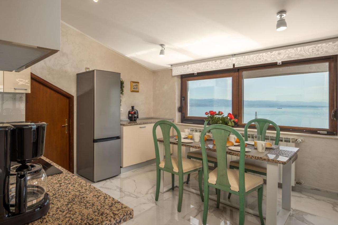 Apartment Adriatic, Enio With Swimming Pool, Panoramic Sew View, Free Parking Icici